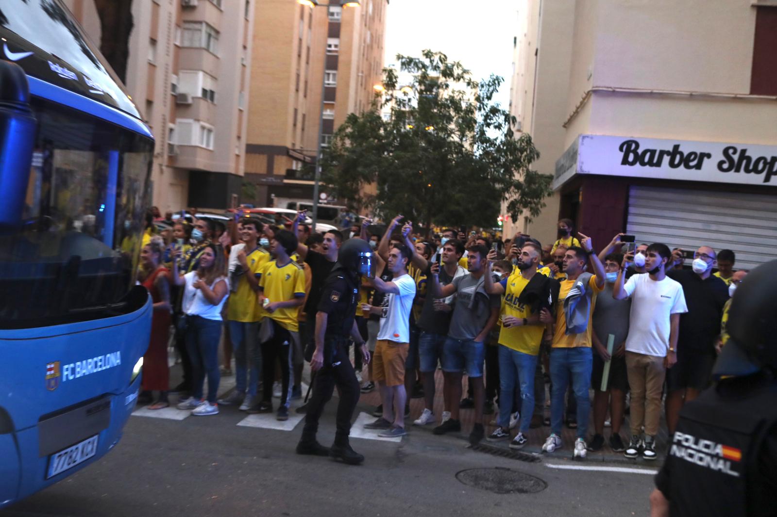 En imágenes: Así ha sido la llegada del FC Barcelona al Nuevo Mirandilla