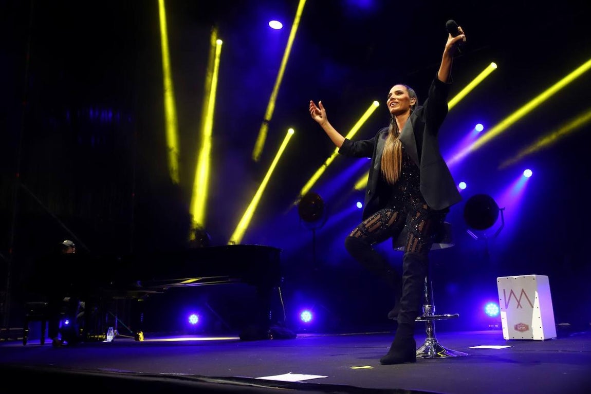 El concierto en Córdoba de India Martínez, en imágenes