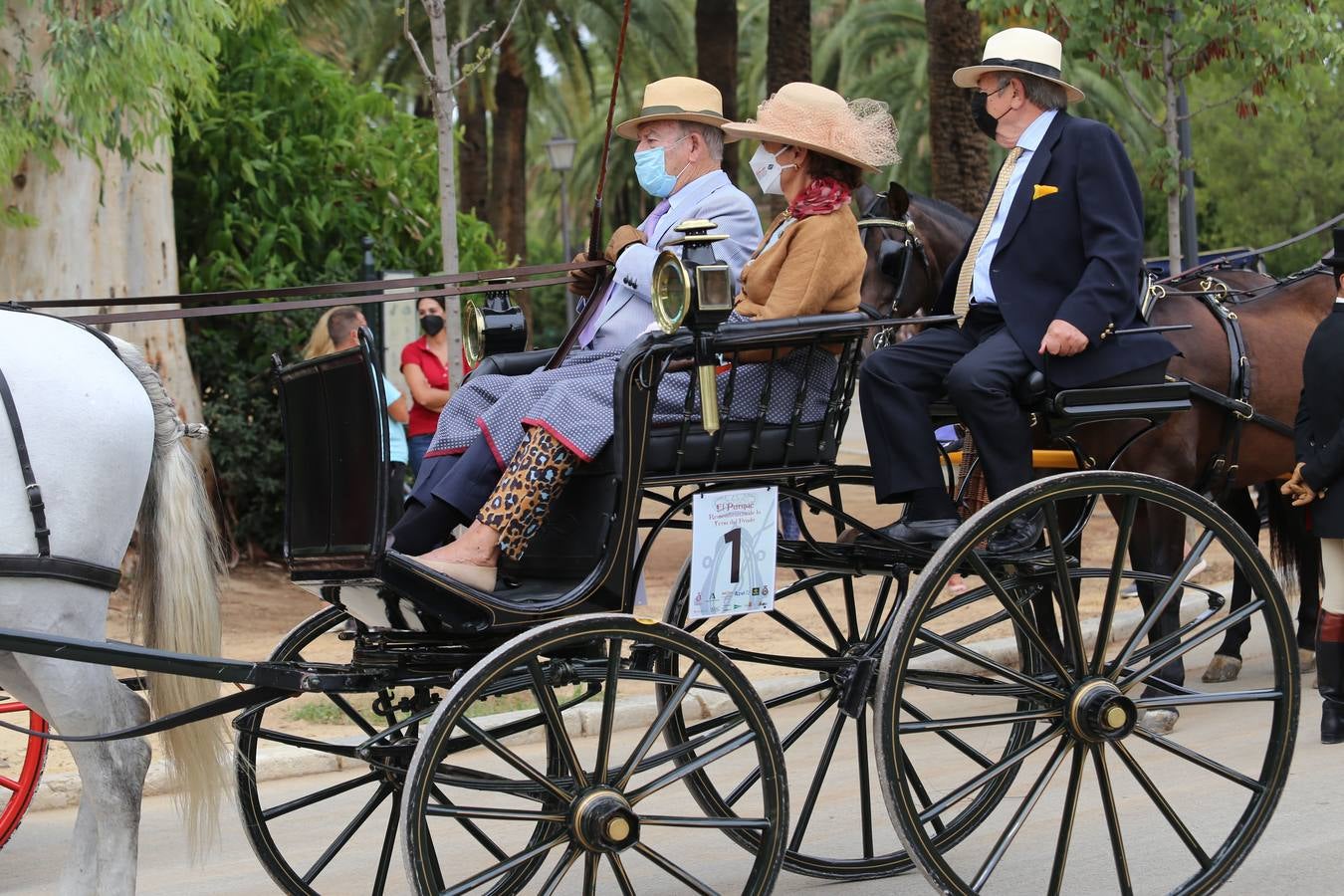 Paseo de carruajes por el Parque de María Luisa