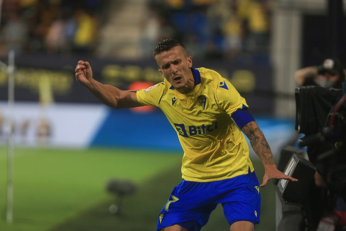 FOTOS: El partido Cádiz - Barcelona en imágenes