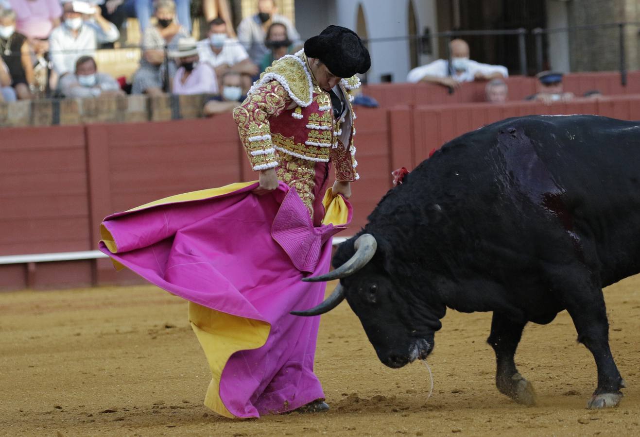 En imágenes, la séptima corrida de la Feria de San Miguel de Sevilla