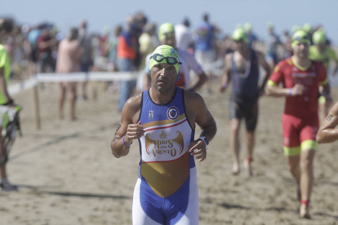 En imágenes: 225 atletas participan en la 12ª edición del Desafío Doñana