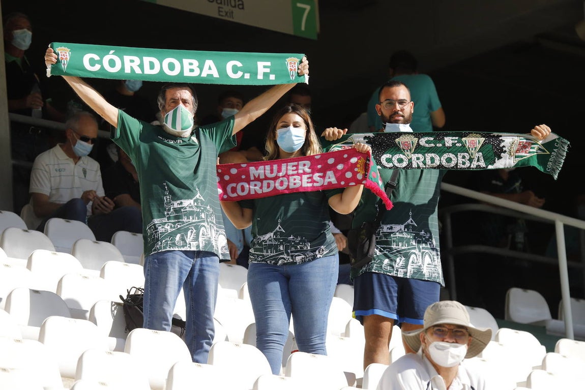 La alegría del Arcángel en la cuarta victoria del Córdoba CF ante el Don Benito