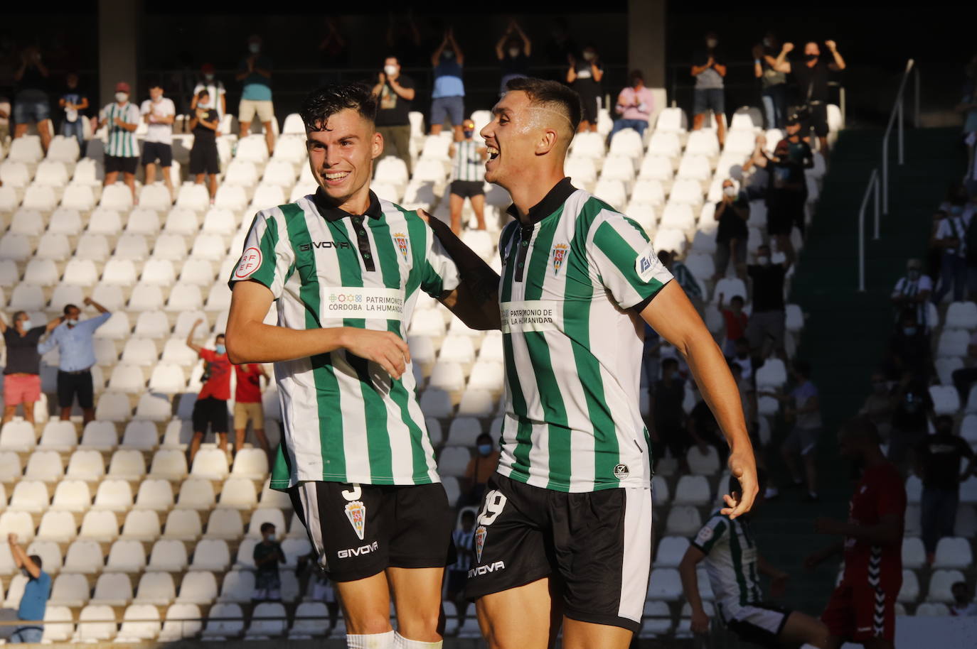 El Córdoba CF - Don Benito, en imágenes