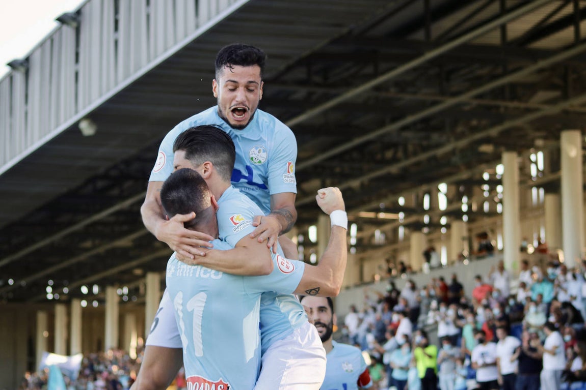 Las mejores imágenes del Ciudad de Lucena - Recreativo de Huelva