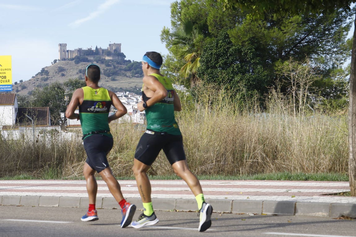 La media maratón Córdoba-Almodóvar, en imágenes