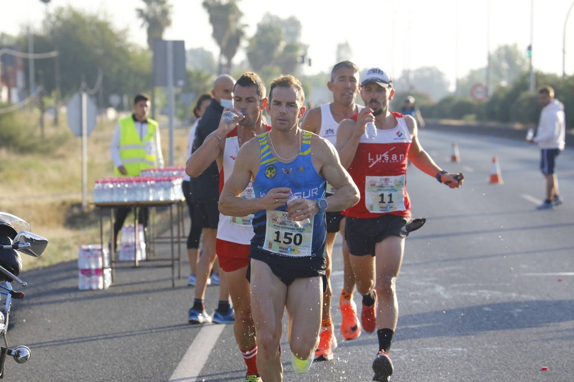 La media maratón Córdoba-Almodóvar, en imágenes