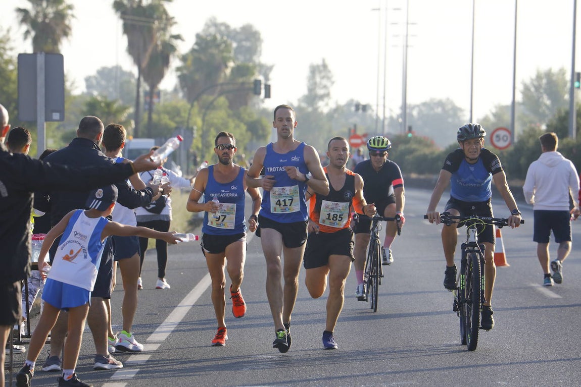 La media maratón Córdoba-Almodóvar, en imágenes