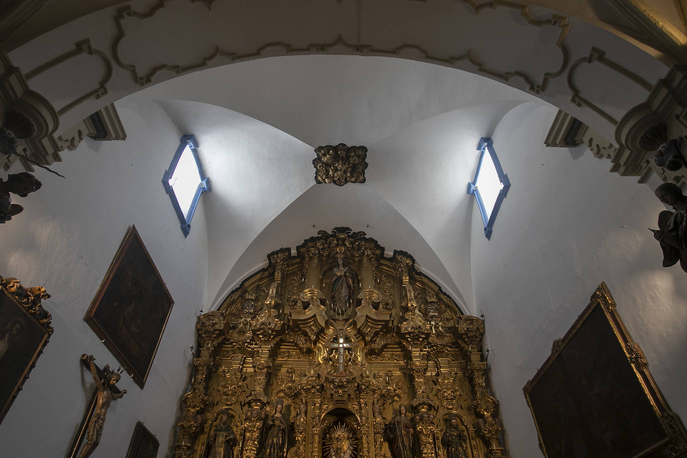 Las restauraciones en el convento de Santa Cruz de Córdoba, en imágenes