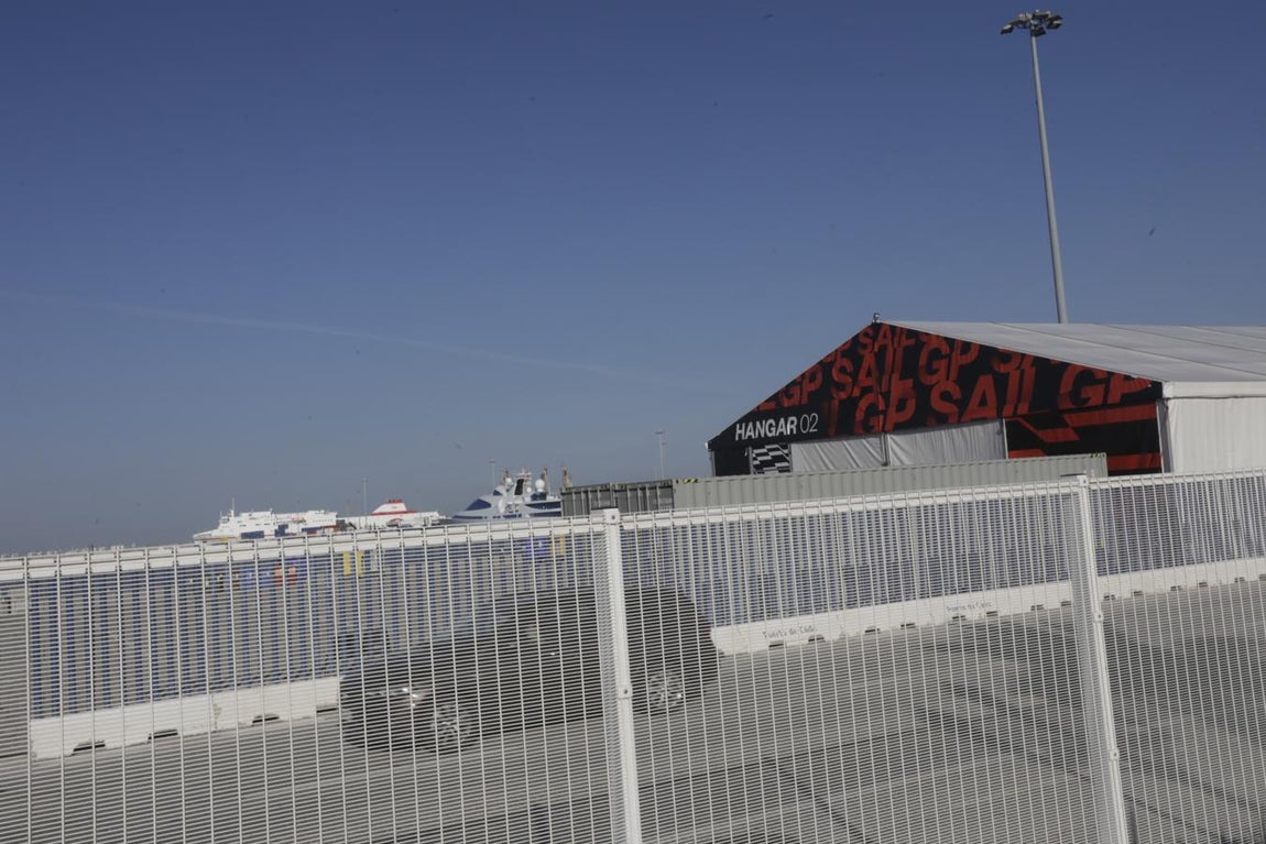 FOTOS: El SailGP se instala en Cádiz