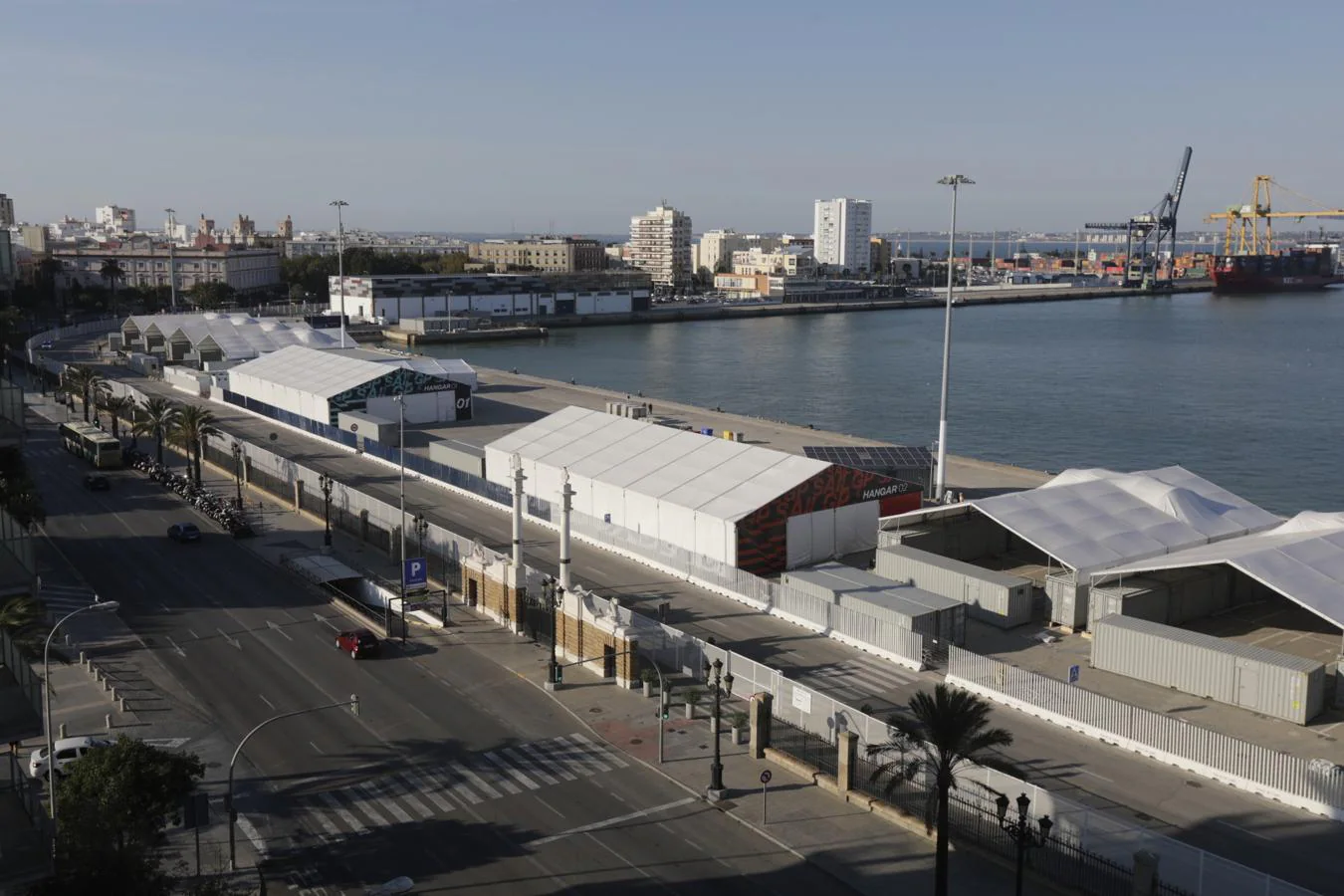 FOTOS: El SailGP se instala en Cádiz