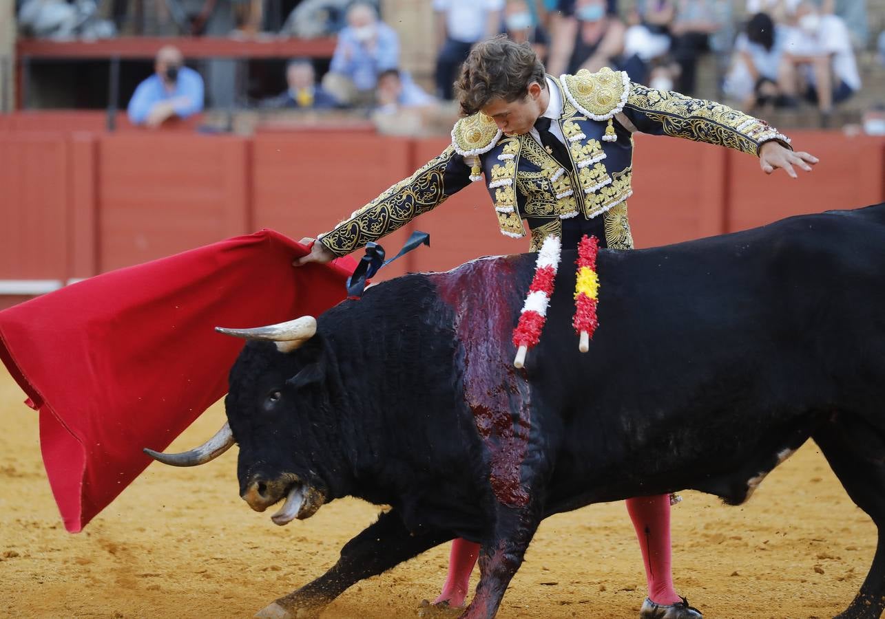 En imágenes, novillada del martes de la Feria de San Miguel de Sevilla