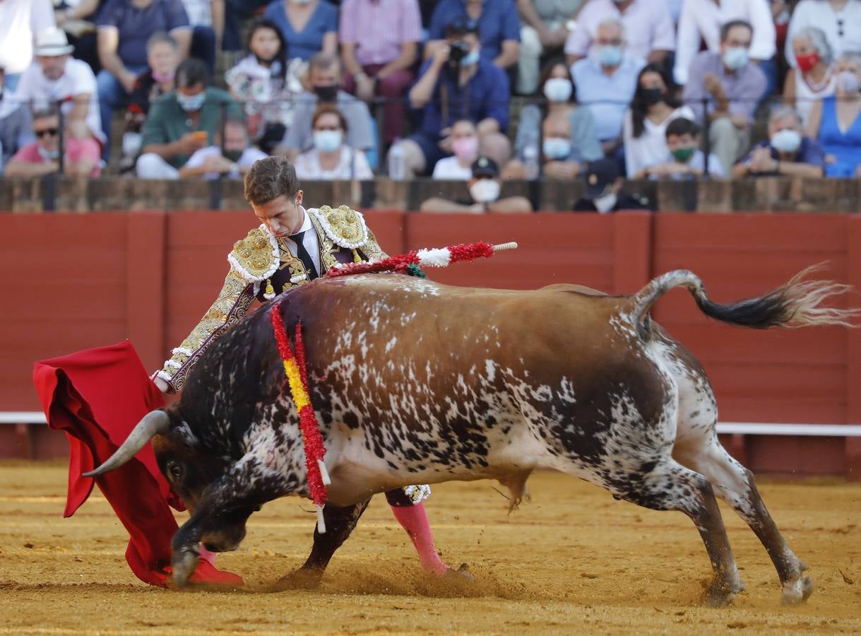 En imágenes, novillada del martes de la Feria de San Miguel de Sevilla