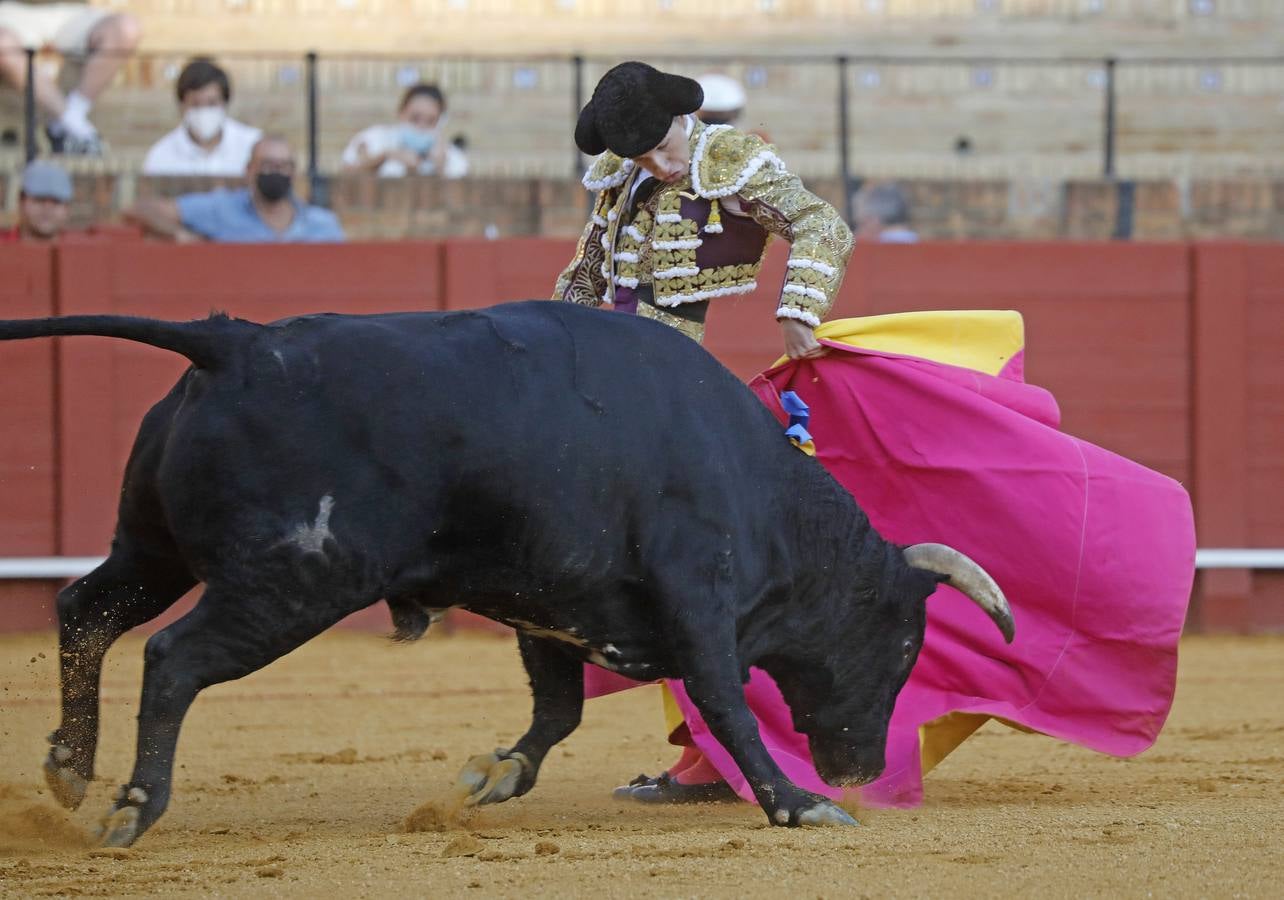 En imágenes, novillada del martes de la Feria de San Miguel de Sevilla