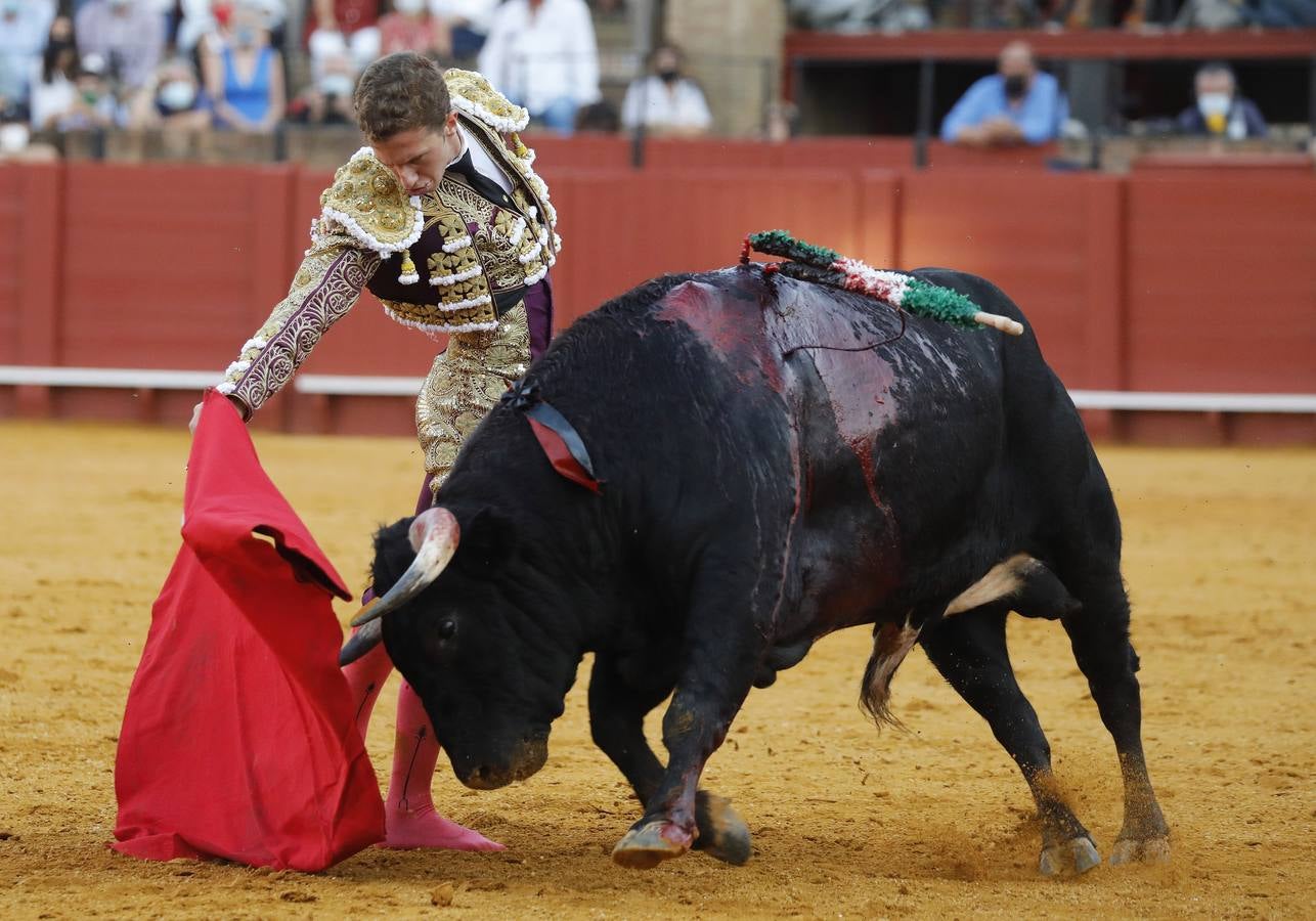 En imágenes, novillada del martes de la Feria de San Miguel de Sevilla