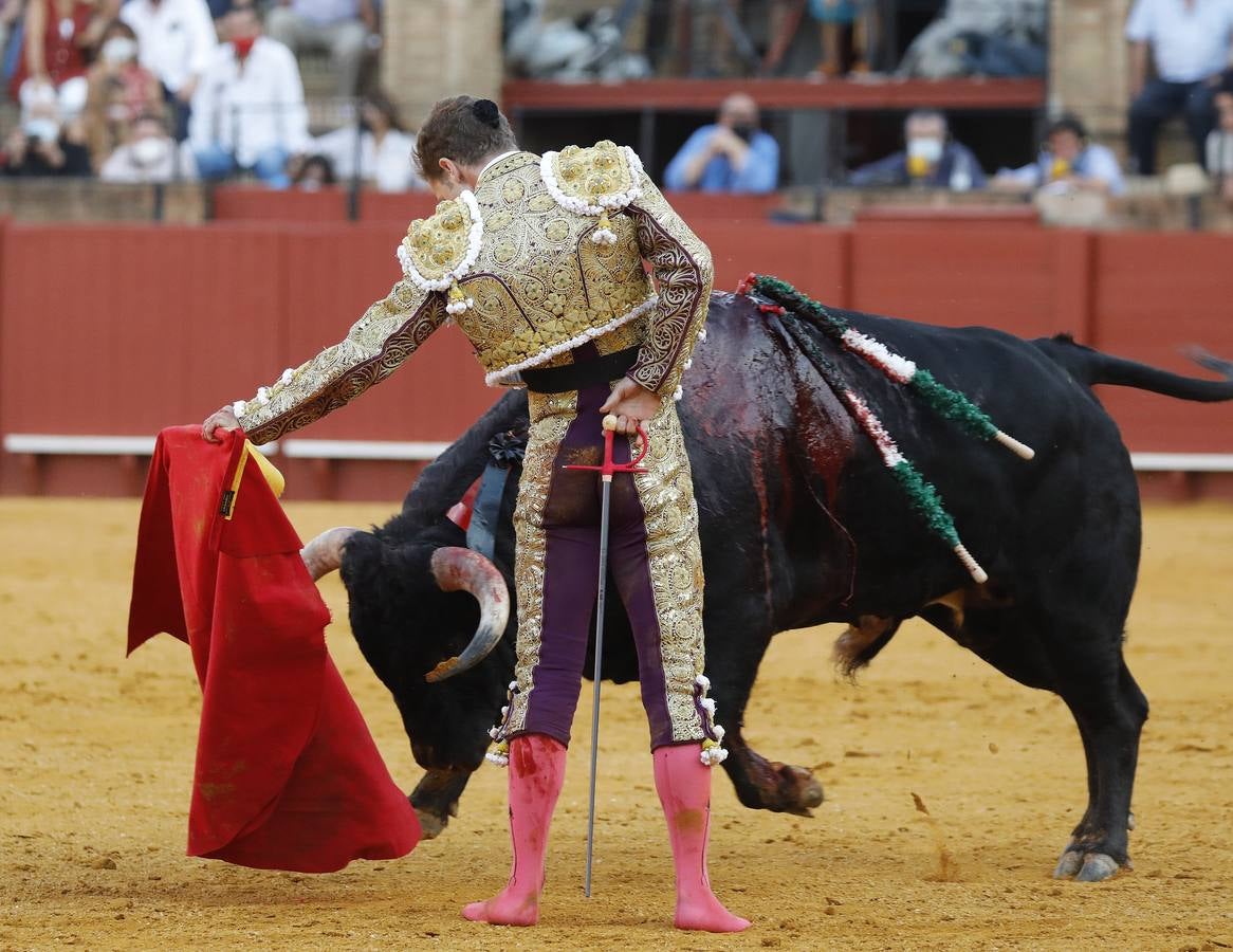 En imágenes, novillada del martes de la Feria de San Miguel de Sevilla