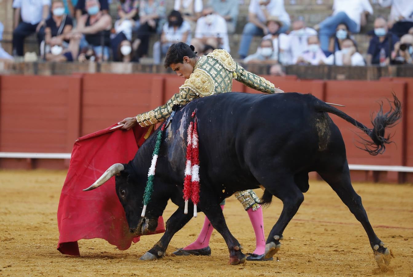 En imágenes, novillada del martes de la Feria de San Miguel de Sevilla