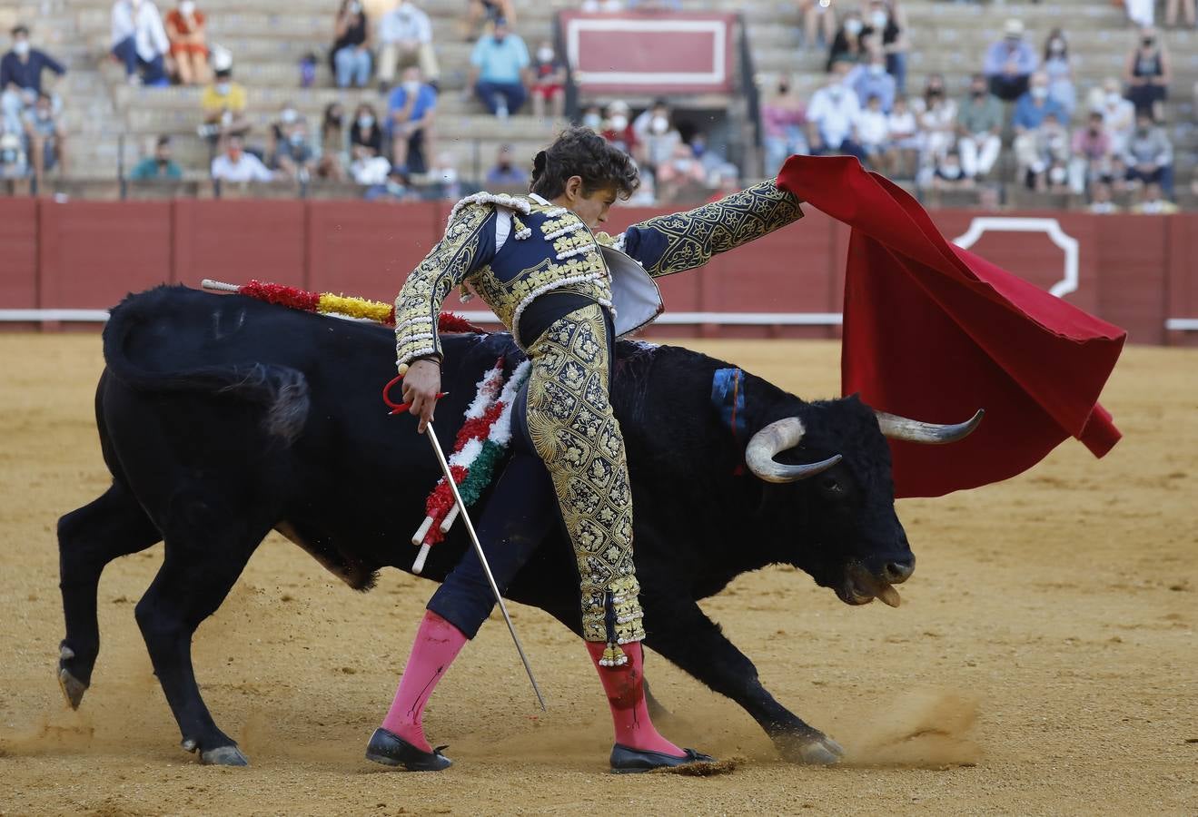 En imágenes, novillada del martes de la Feria de San Miguel de Sevilla