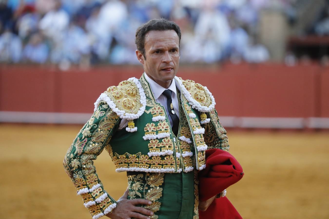 Antonio Ferrera, de  verde esperanza y oro en la Maestranza