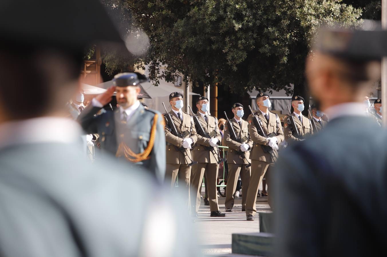 El izado de la bandera de España en los actos de la Guardia Civil por su patrona, en imágenes