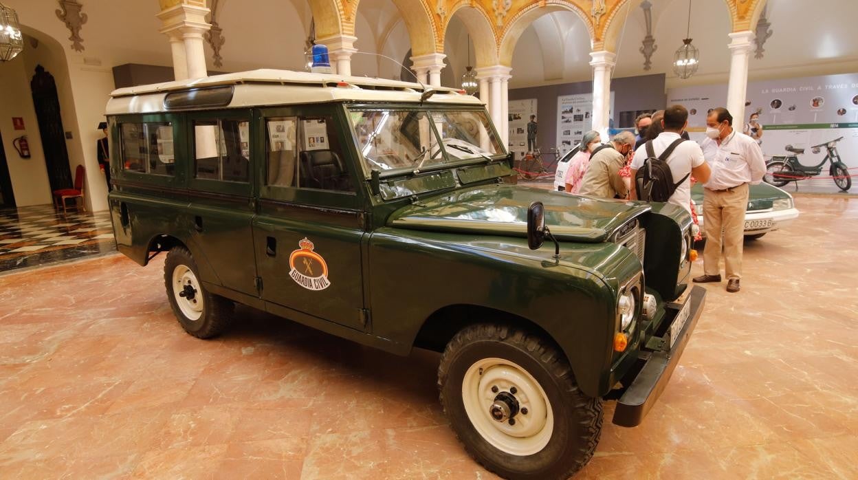 Las exposiciones de la Guardia Civil en Córdoba, en imágenes