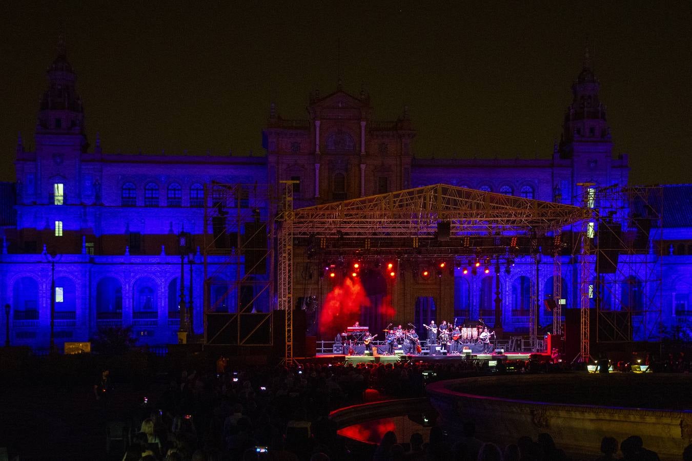 En imágenes, el concierto de Gipsy Kings en la Plaza de España de Sevilla