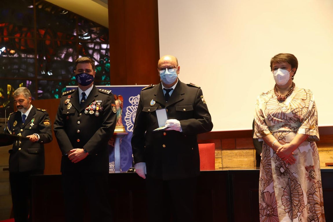 El Día de la Policía Nacional en Córdoba, en imágenes
