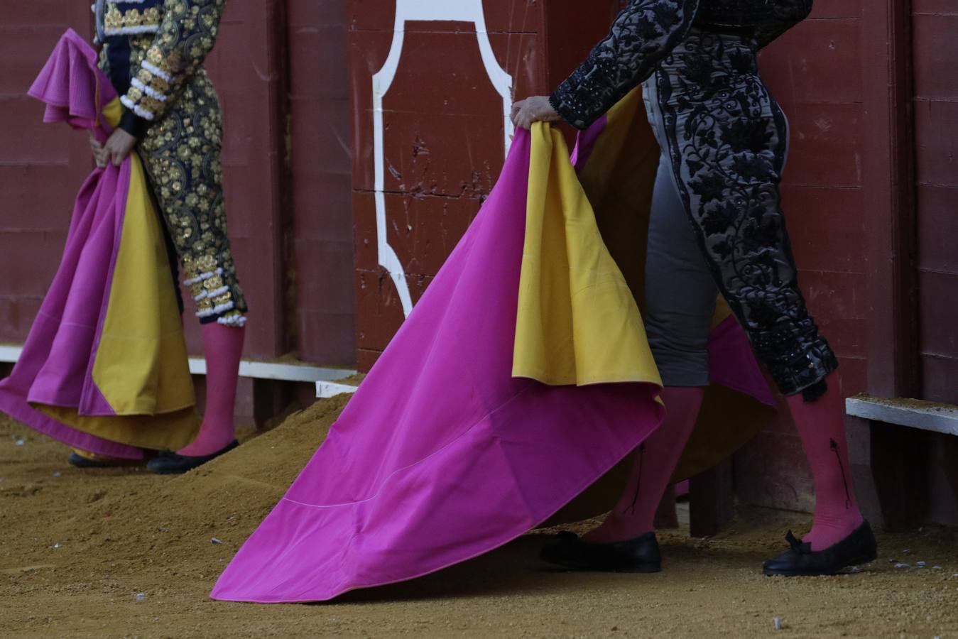 En imágenes: Urdiales firma su mejor faena en Sevilla y Manzanares corta una oreja