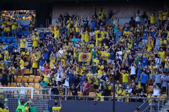 Búscate en el partido del Cádiz CF vs Valencia