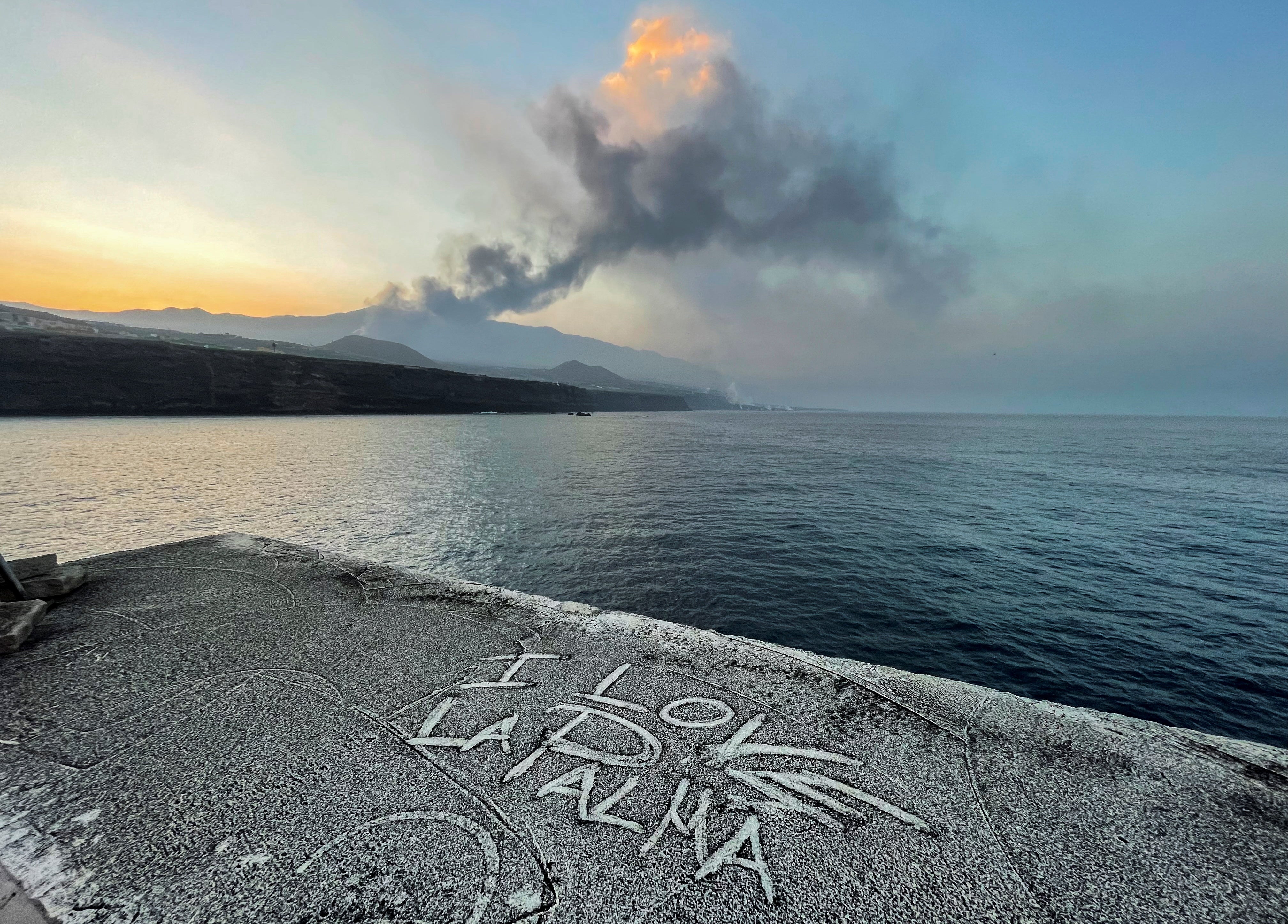 Las imágenes más impactantes del sábado del volcán de La Palma