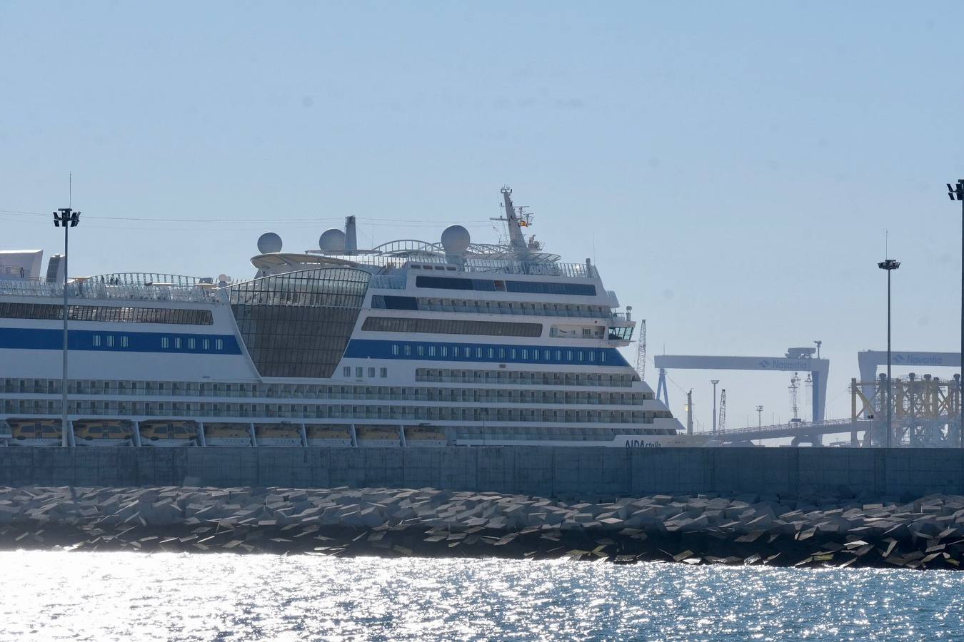 El Puerto de Cádiz recupera la normalidad en su actividad con la llegada de cuatro cruceros a la capital gaditana