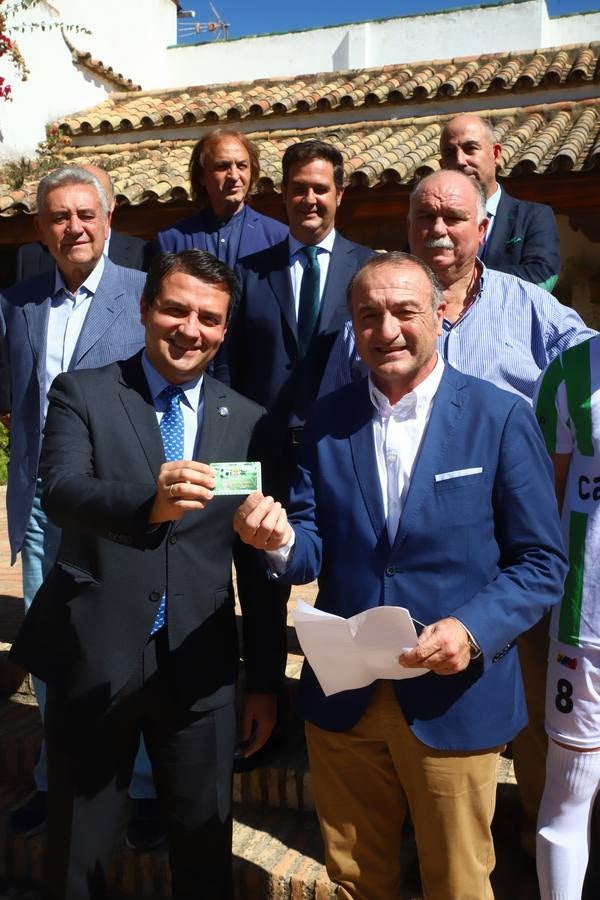 El guiño a Córdoba en la presentación de las camisetas del Atlético Cordobés, en imágenes