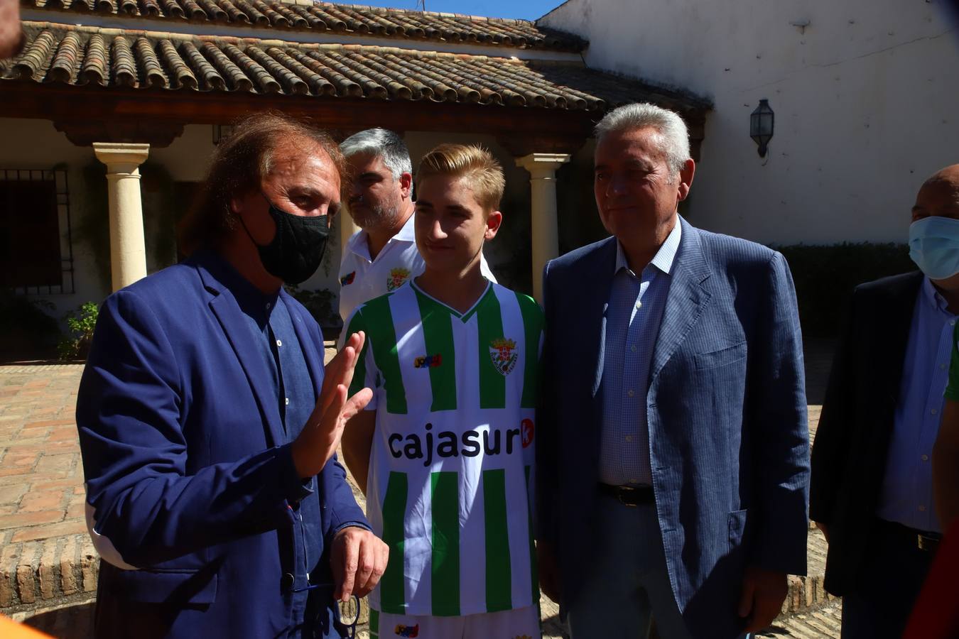 El guiño a Córdoba en la presentación de las camisetas del Atlético Cordobés, en imágenes