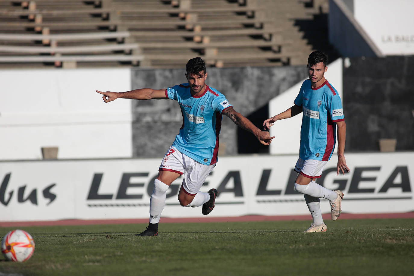 Las mejores imágenes de la victoria del Córdoba CF ante el Linense