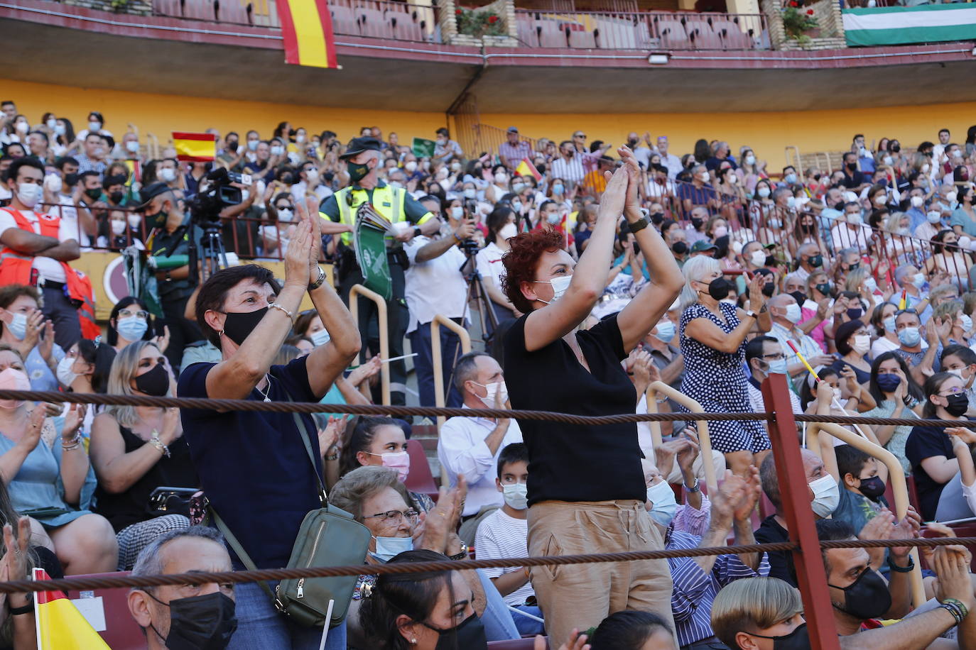 La exhibición de la Guardia Civil en la plaza de toros de Córdoba, en imágenes