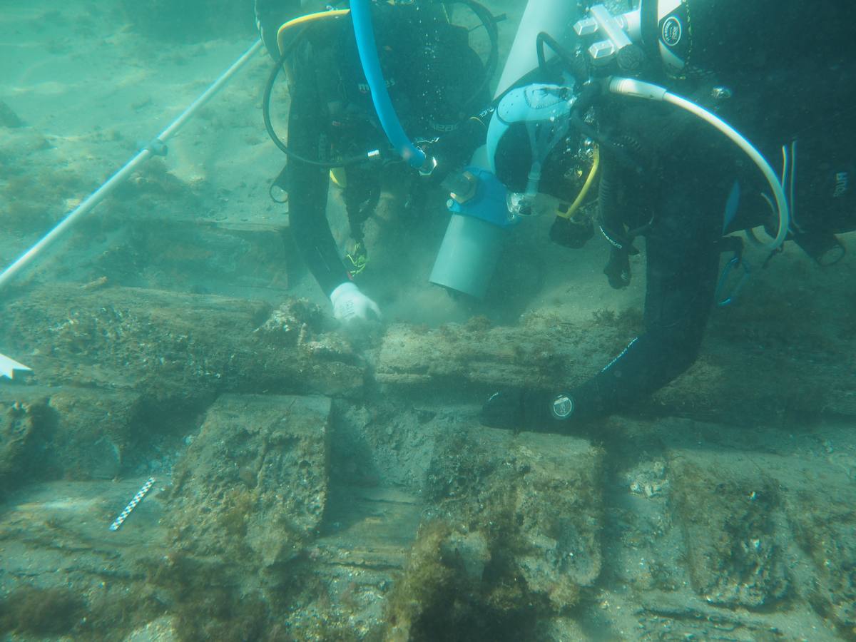 En imágenes, datación de un pecio en la Bahía de Algeciras