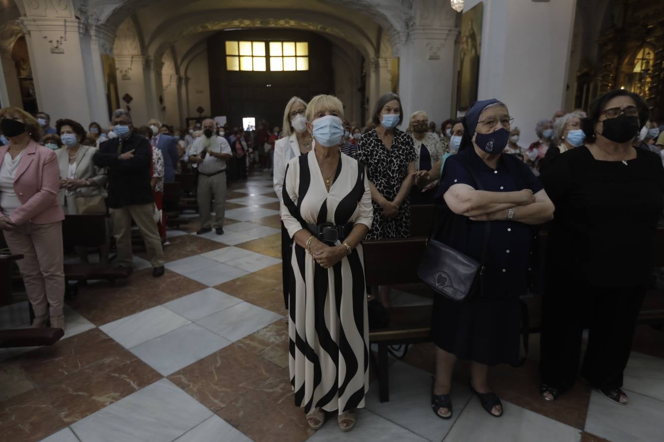 FOTOS: Cádiz volcada con su patrona, la Virgen del Rosario