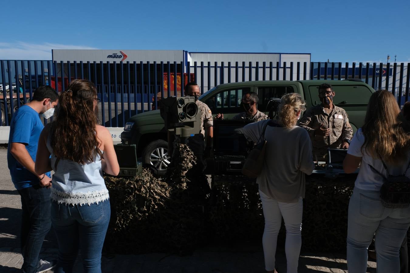 FOTOS: Así ha sido la Jornada de Puertas Abiertas en el buque portaeronaves &#039;Juan Carlos I&#039;