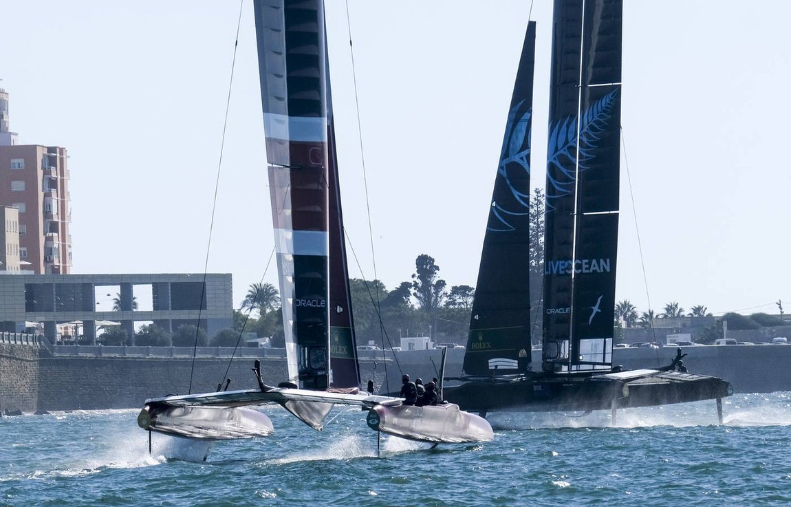 Fotos: Así ha sido la primera jornada de la SailGP en Cádiz