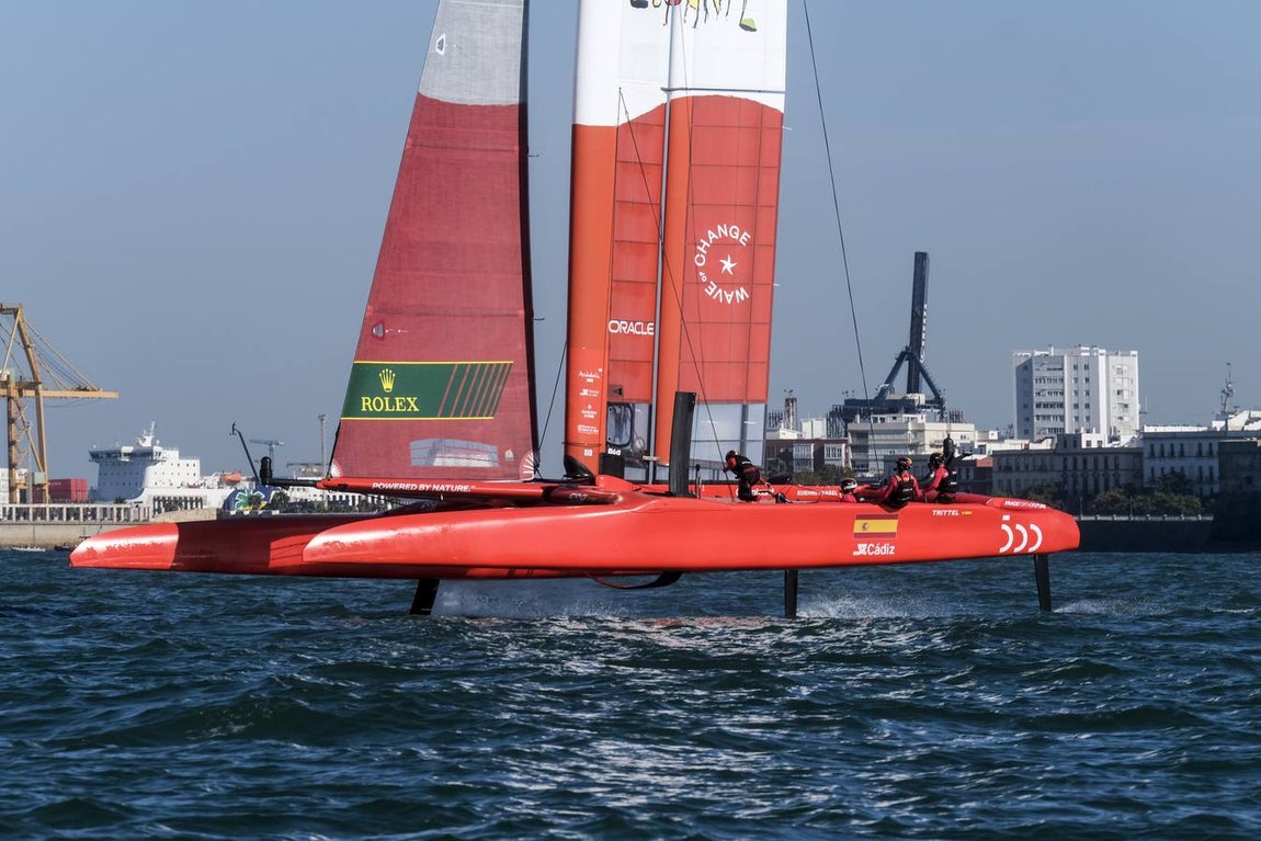 Fotos: Así ha sido la primera jornada de la SailGP en Cádiz