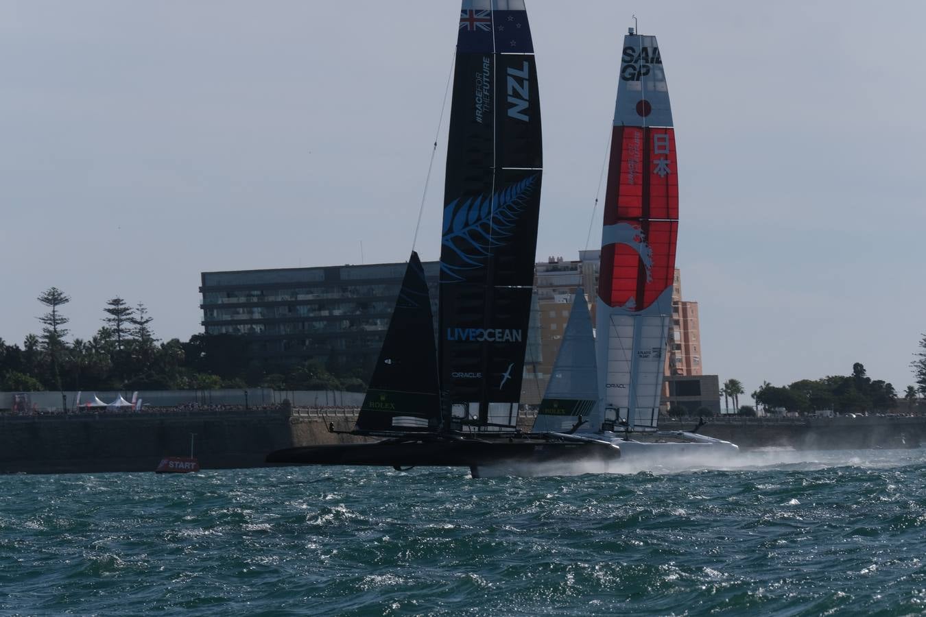 FOTOS: La regata SailGP se despide con espectáculo de Cádiz