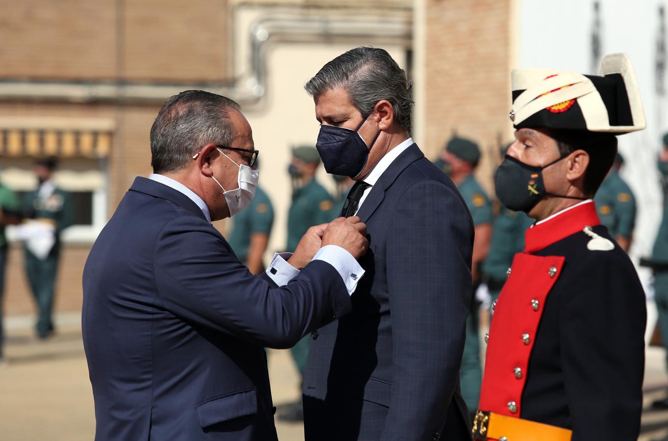 Francisco Javier Cortés, el general laureado con cuenta en LinkedIn: «El legítimo orgullo de ser guardias civiles»