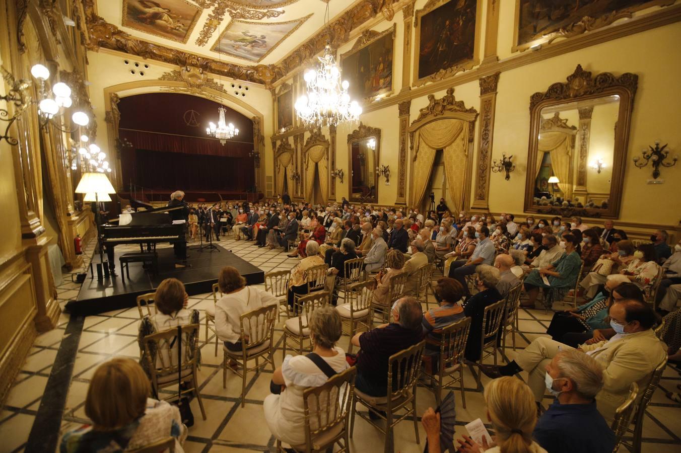 El recital lírico de Antonio Vázquez y Juana Castillo en Córdoba, en imágenes