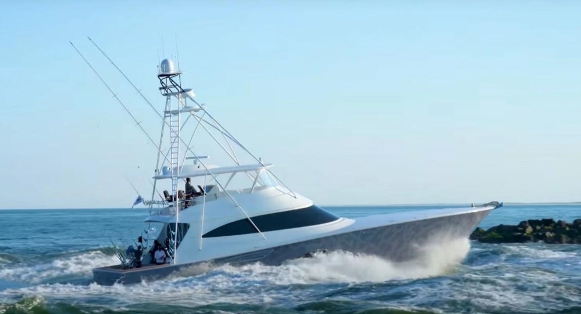 El lujoso yate de pesca de Michael Jordan. Como punto curioso cabe destacar que el diseño está inspirado en las Air Jordan (concretamente las Air Jordan 3) las zapatillas que le reportan beneficios millonarios con Nike cada año desde hace décadas.