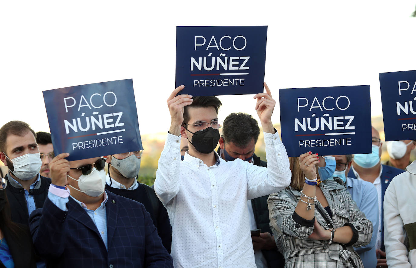 En imágenes: Paco Núñez, arropado por los suyos