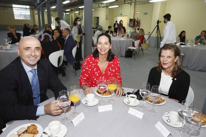 Jesús María Velasco, Manuela Carretero y María del Mar García