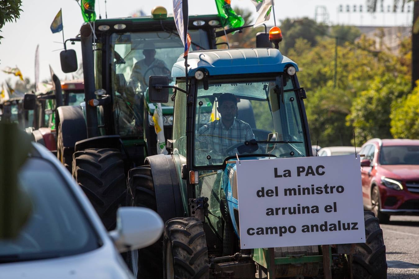 Manifestación de los agricultores andaluces contra la PAC en Sevilla