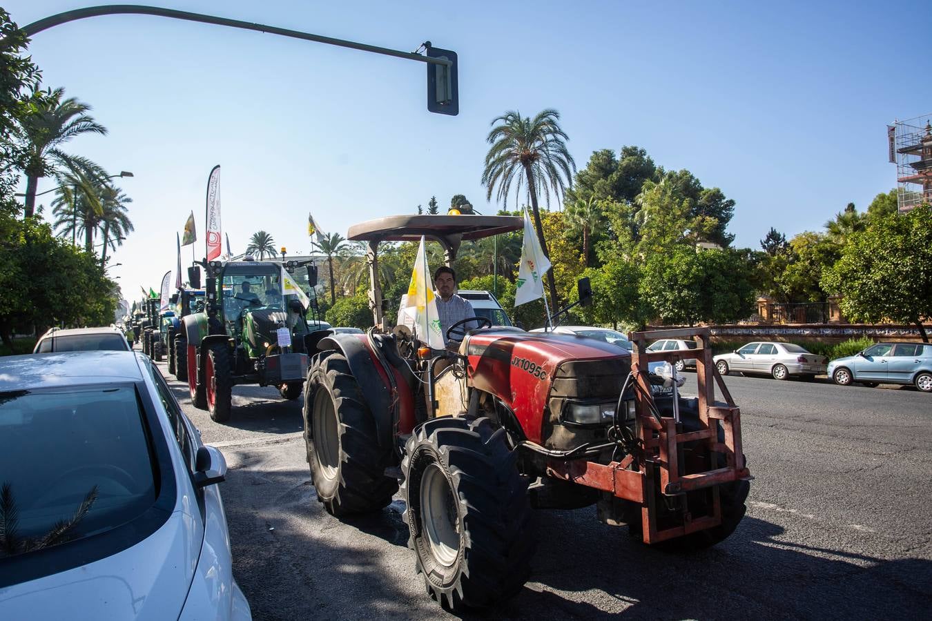 Manifestación de los agricultores andaluces contra la PAC en Sevilla