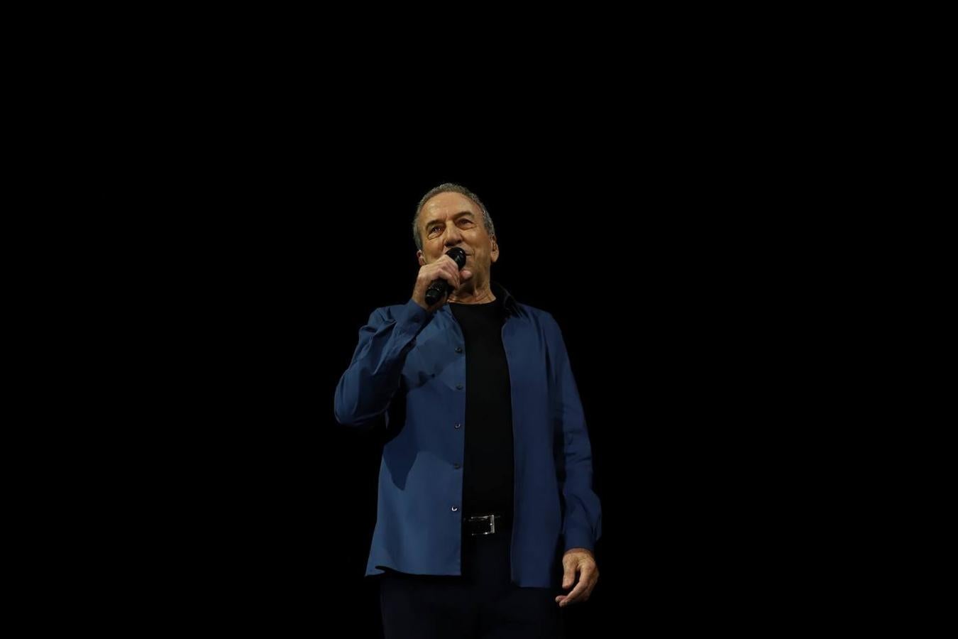 El concierto de José Luis Perales en Córdoba, en imágenes