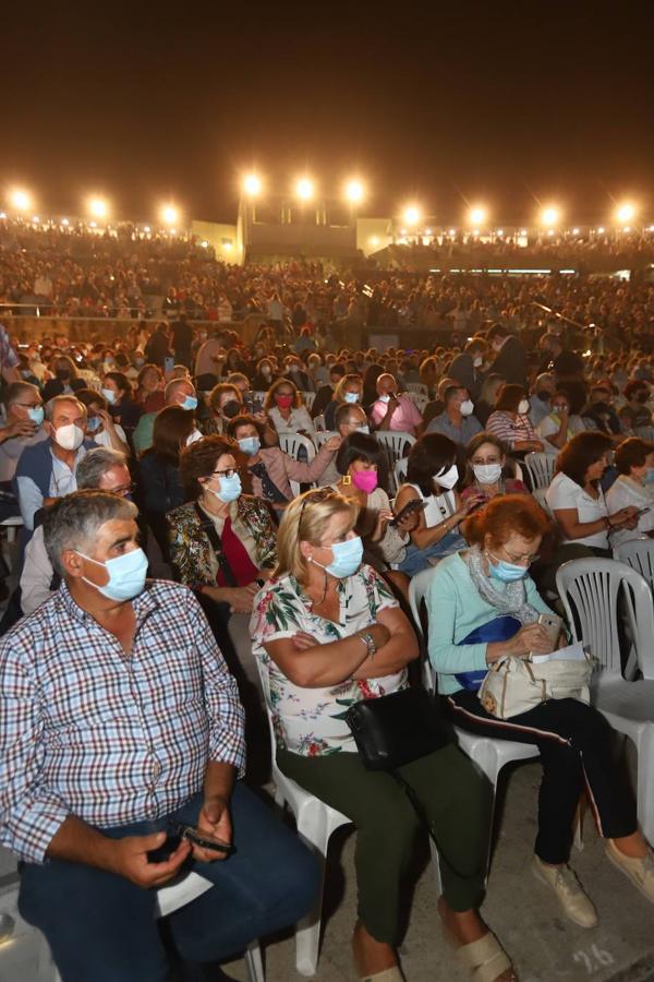 El concierto de José Luis Perales en Córdoba, en imágenes